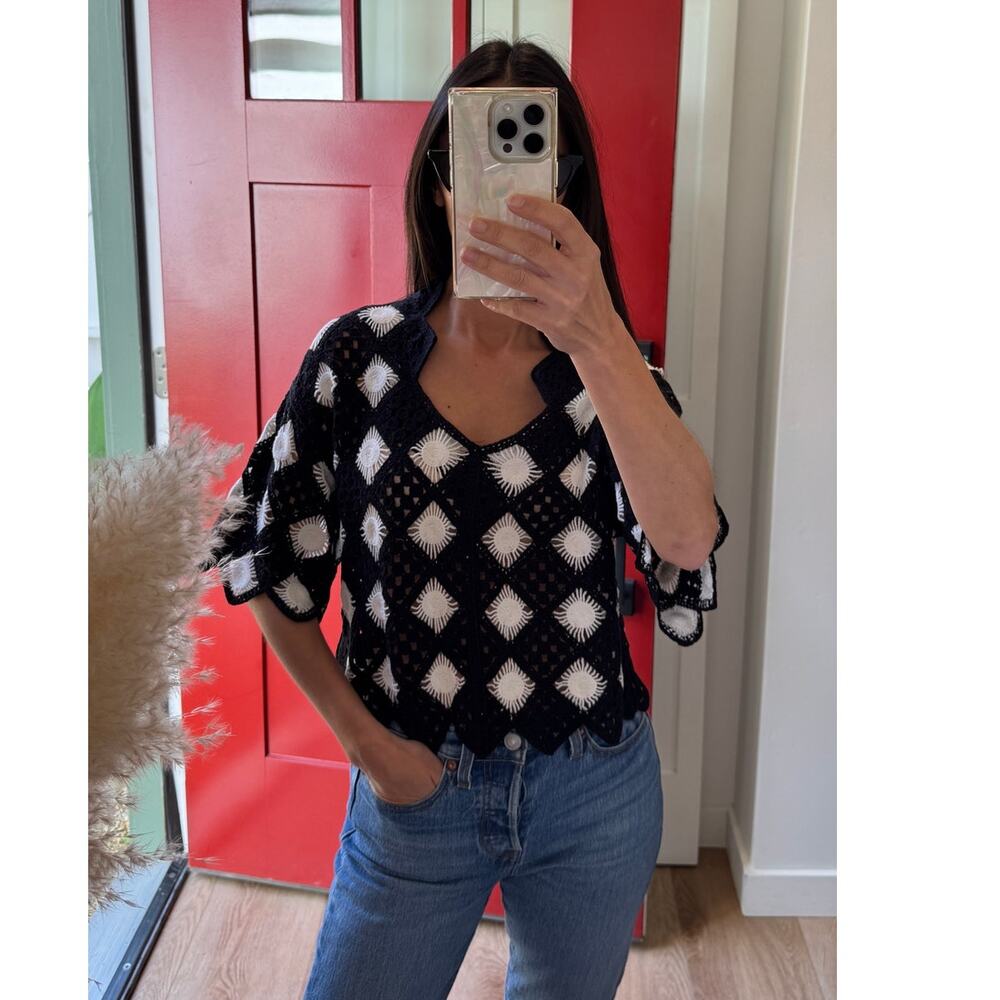 La Seine Black & White Crochet Top XS Scalloped Edge Boho Retro Festival Style